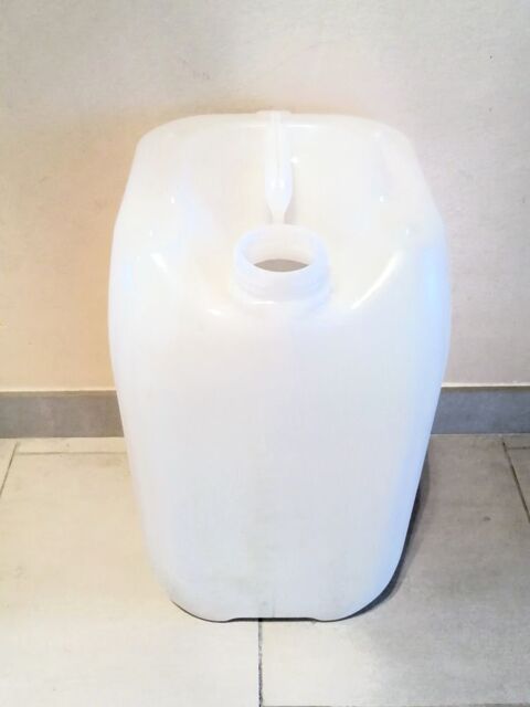 Bidon de 20 litres sans bouchon 5 Puteaux (92)