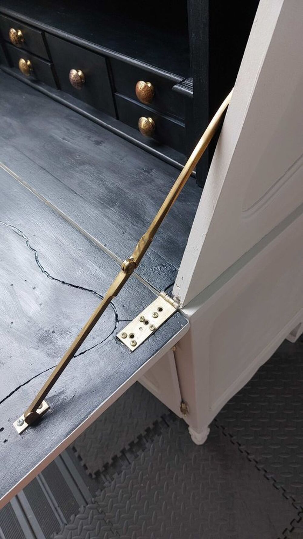 secr&eacute;taire style Louis XV Meubles