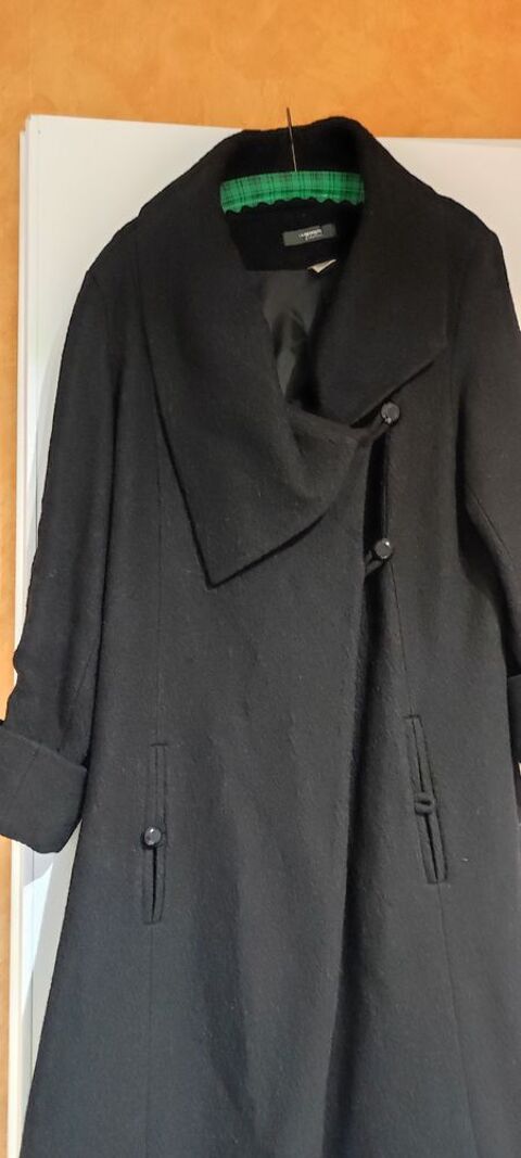 Manteau noir 14 Montivilliers (76)