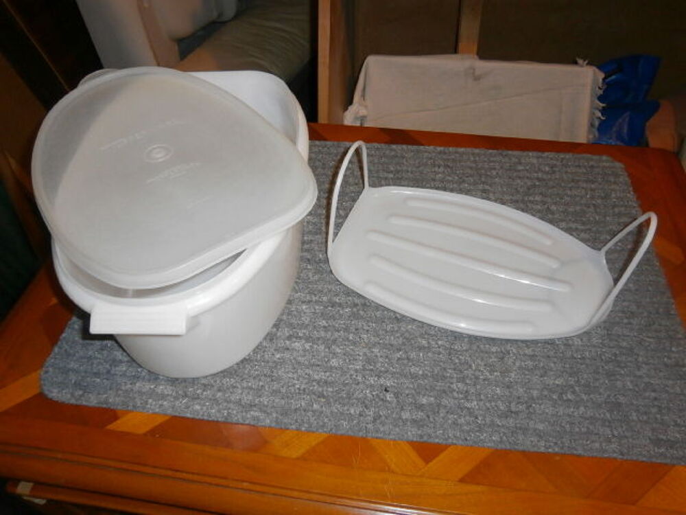 Tupperware Ovale Blanc R&eacute;f. 487-4 Cuisine