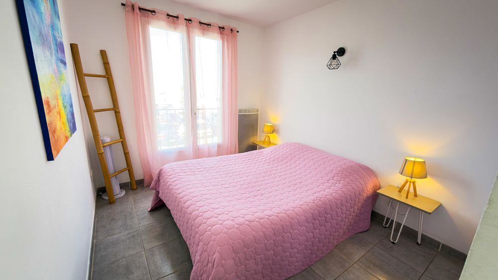 Vente Maison MAISON DE VILLAGE ENSOLEILLEE AVEC TOIT TERRASSE Saintes-maries-de-la-mer