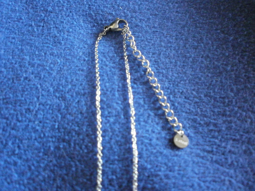 COLLIER DE MARQUE IKITA Bijoux et montres