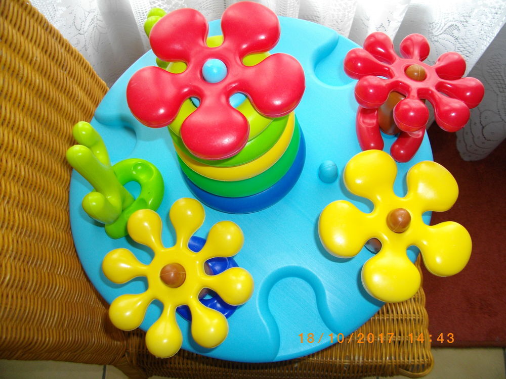 JOUET D'EVEIL DEMONTABLE Jeux / jouets