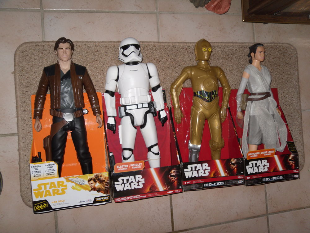 4 Grandes Figurines Star Wars de 46 cm environ. Neufs boites Jeux / jouets