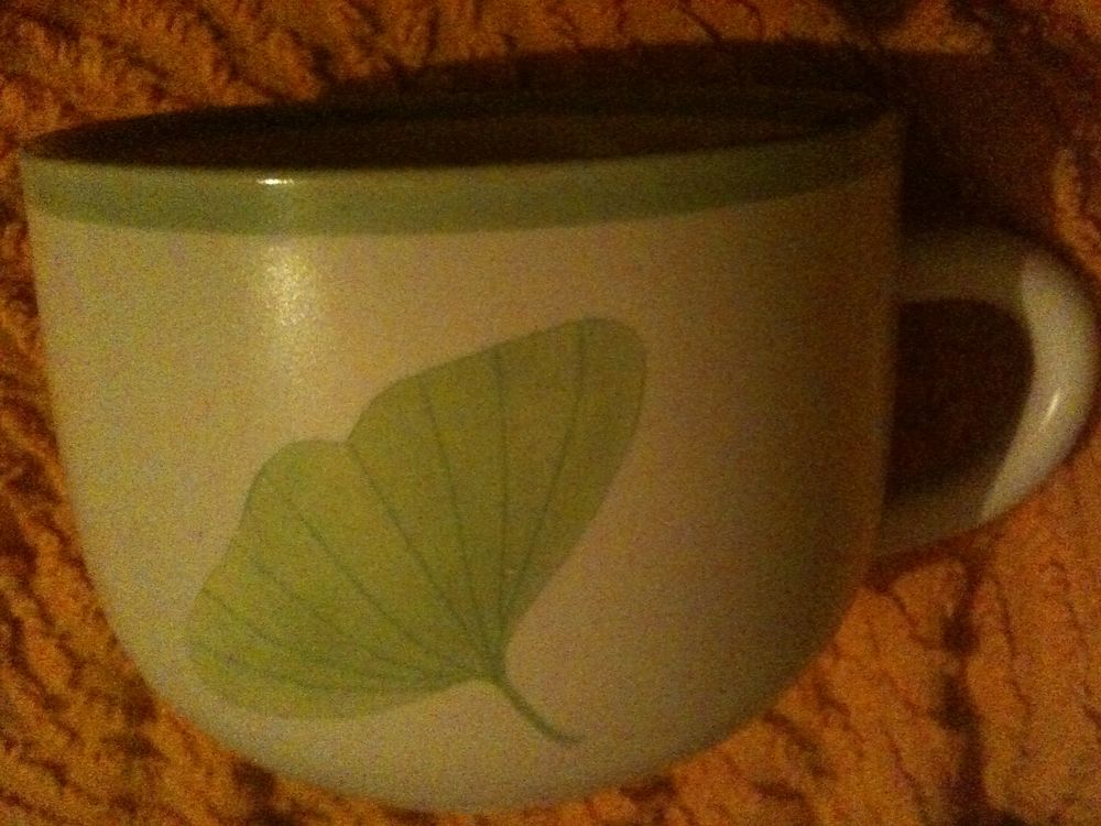 Vaisselle : assiette tasse soucoupe... Cuisine