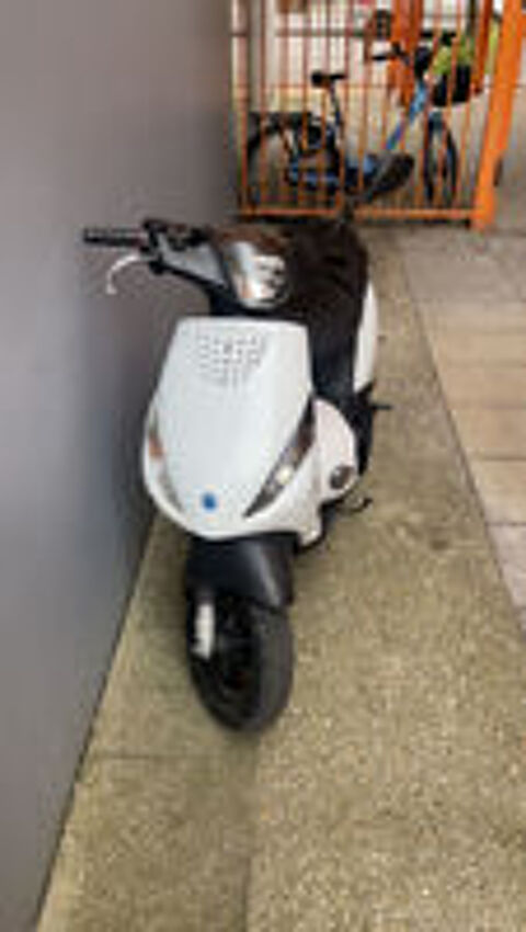 PIAGGIO 2017 occasion 93210 La Plaine St Denis