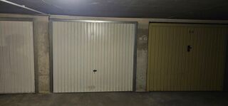  Parking / Garage  louer 14 m