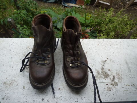 Chaussures randonne Himalaya
Pointure 35-36 10 Eaubonne (95)