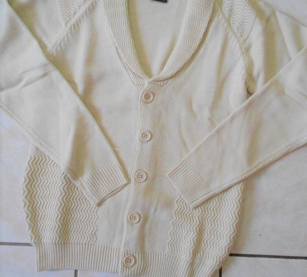  gilet &eacute;cru homme Classe irlandais chaud neuf - T 40 - 42 Vêtements