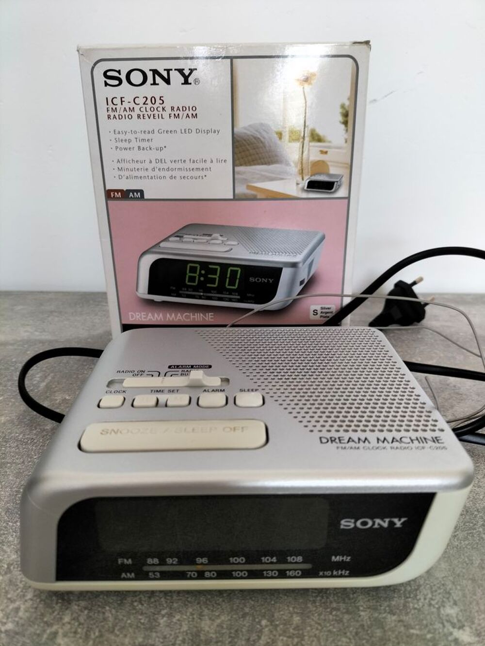 Radio r&eacute;veil marque Sony Audio et hifi