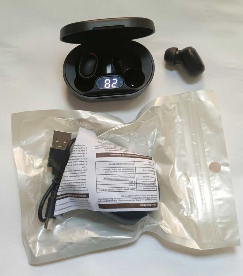 Cable chargeur usbc vers usbc 1 metre 120w
ECOUTEURS BLEUTHOOTH TWS E6S €" NEUFS ! 8€. Id&eacute;al pour le sport, jeux vid&eacute;os, film ect... Audio et hifi