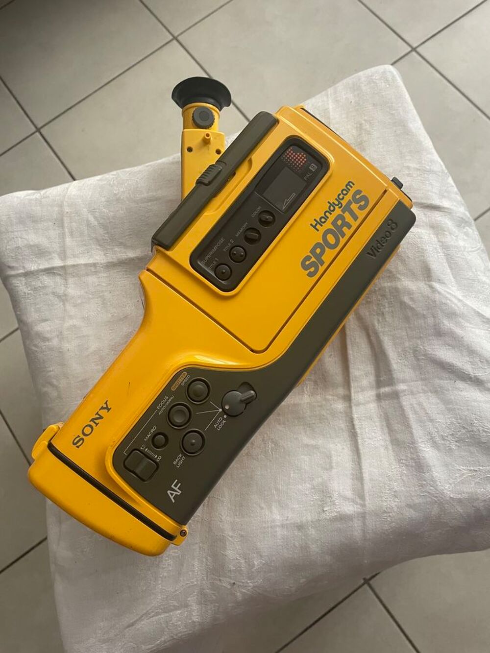 SONY HANDY CAM SPORTS 
Photos/Video/TV