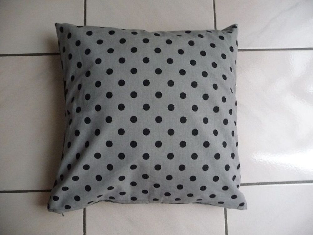 Coussin r&eacute;versible tissu gris motif Tour Eiffel - NEUF Décoration