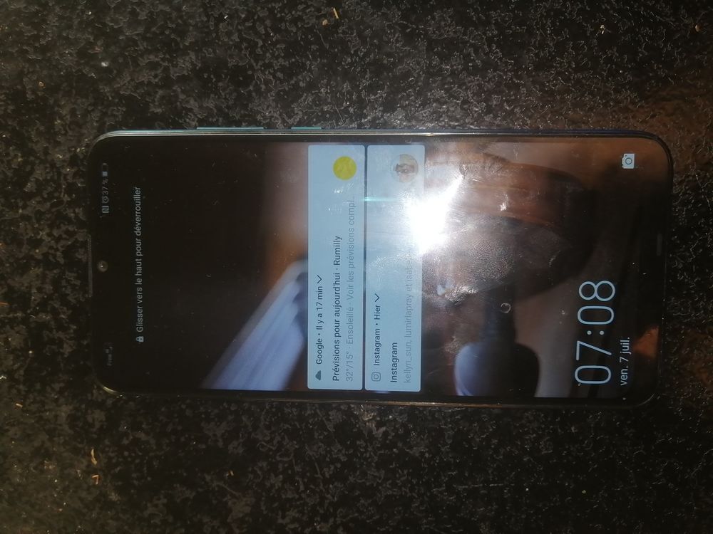 Huawei p smart 128go Téléphones et tablettes