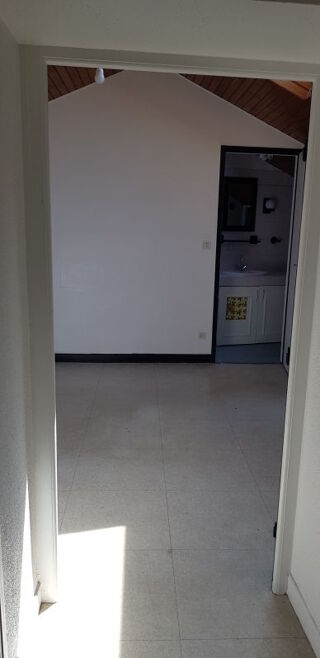 Appartement à louer 2 pièces 36 m²