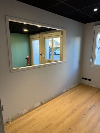  Atelier à louer 3/4 pièces 150 m² Chenôve