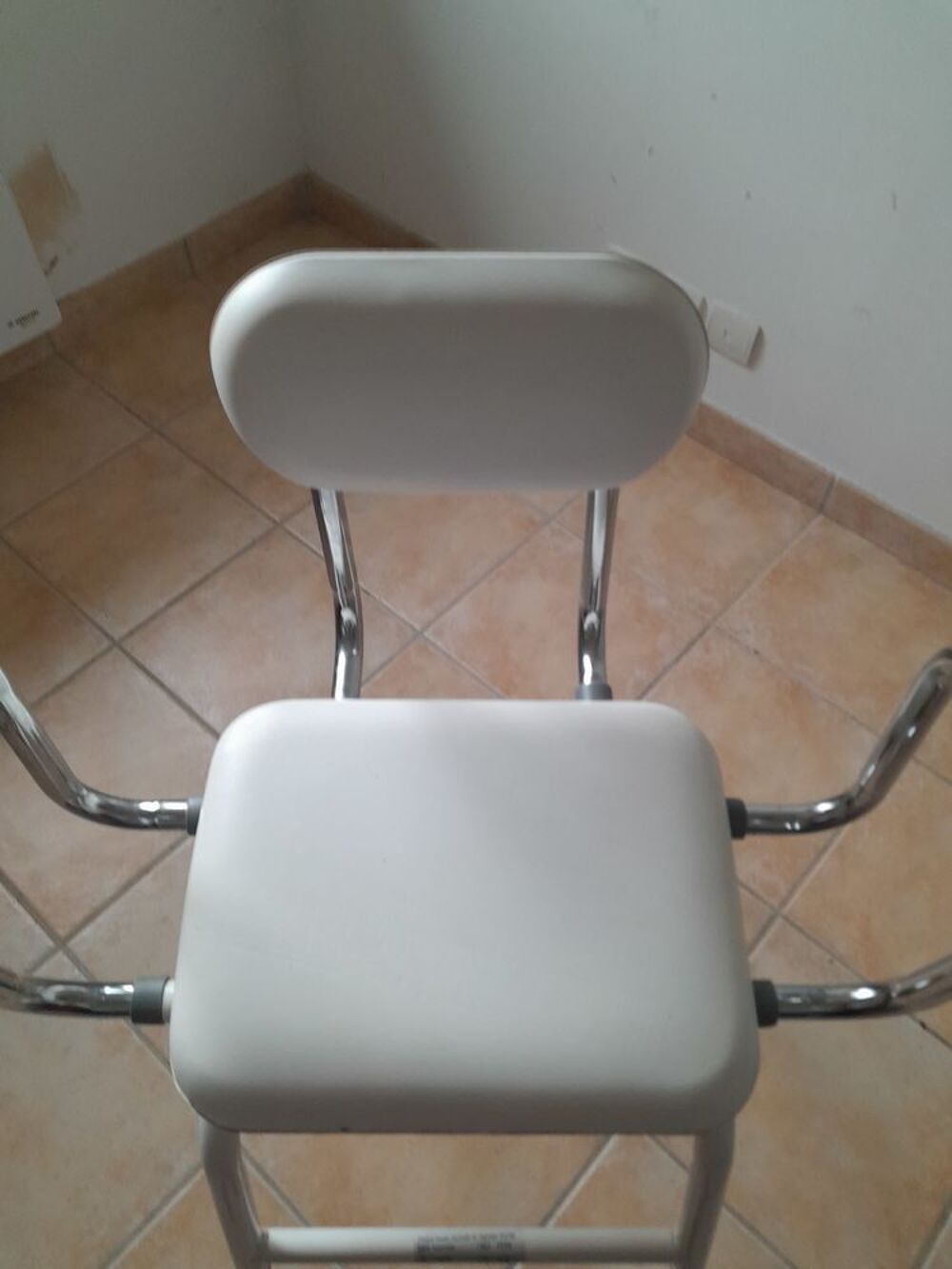 CHAISE HAUTE POUR ADULTE Meubles