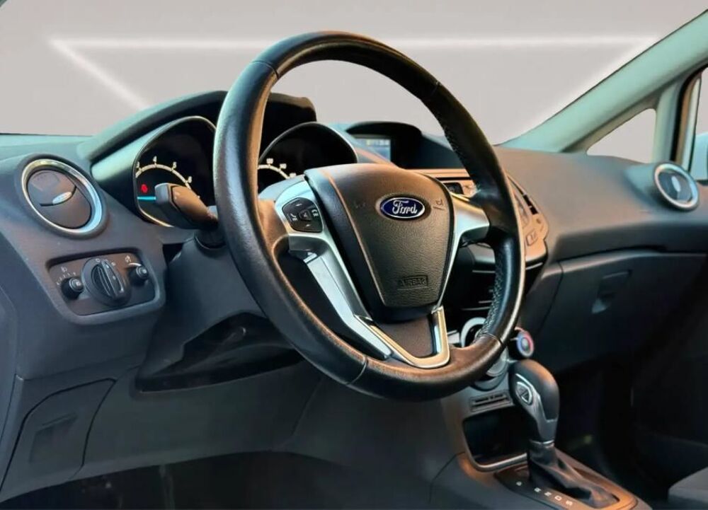 Fiesta FORD FIESTA EcoBoost 1,0L 101cv POWERSHIFT BVA6 2016 occasion 55100 Verdun