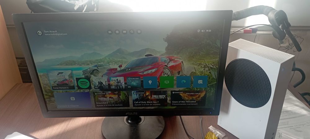Xbox s&eacute;rie s ou setup entier Consoles et jeux vidos