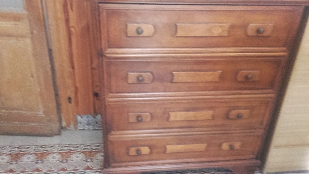 Lit Pliant tr&egrave;s bon &eacute;tat pour une personne dans meuble . Meubles