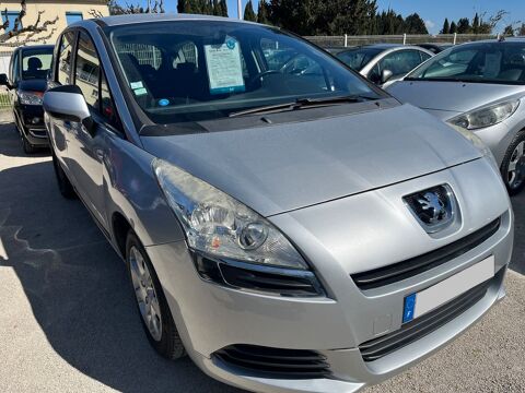 Peugeot 5008 Voiture d'occasion   1.6 HDI 112 Access.