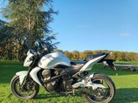 KAWASAKI 2012 occasion 18340 Senneçay