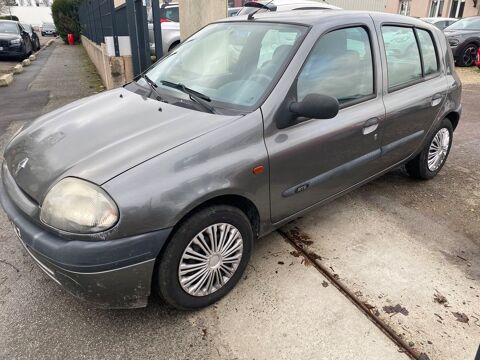 Renault clio ii CLIO 2 1.2 RTE 5P