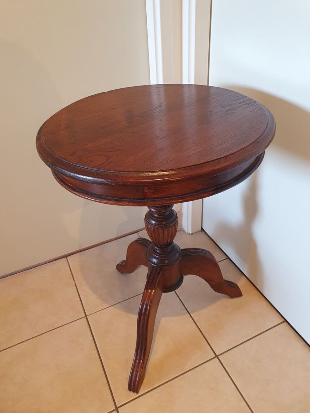 GUERIDON en bois Meubles