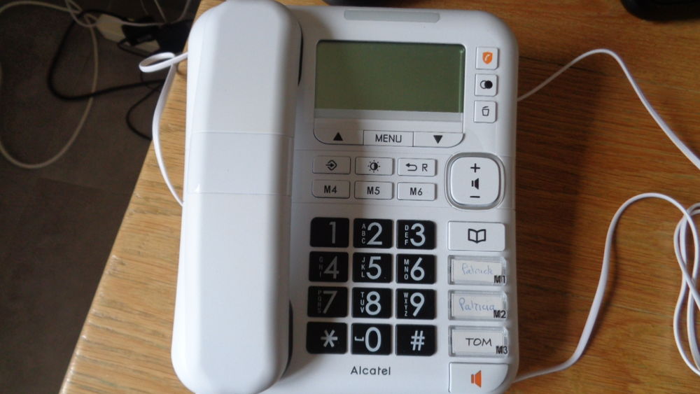 T&eacute;l&eacute;phone S&eacute;nior Téléphones et tablettes
