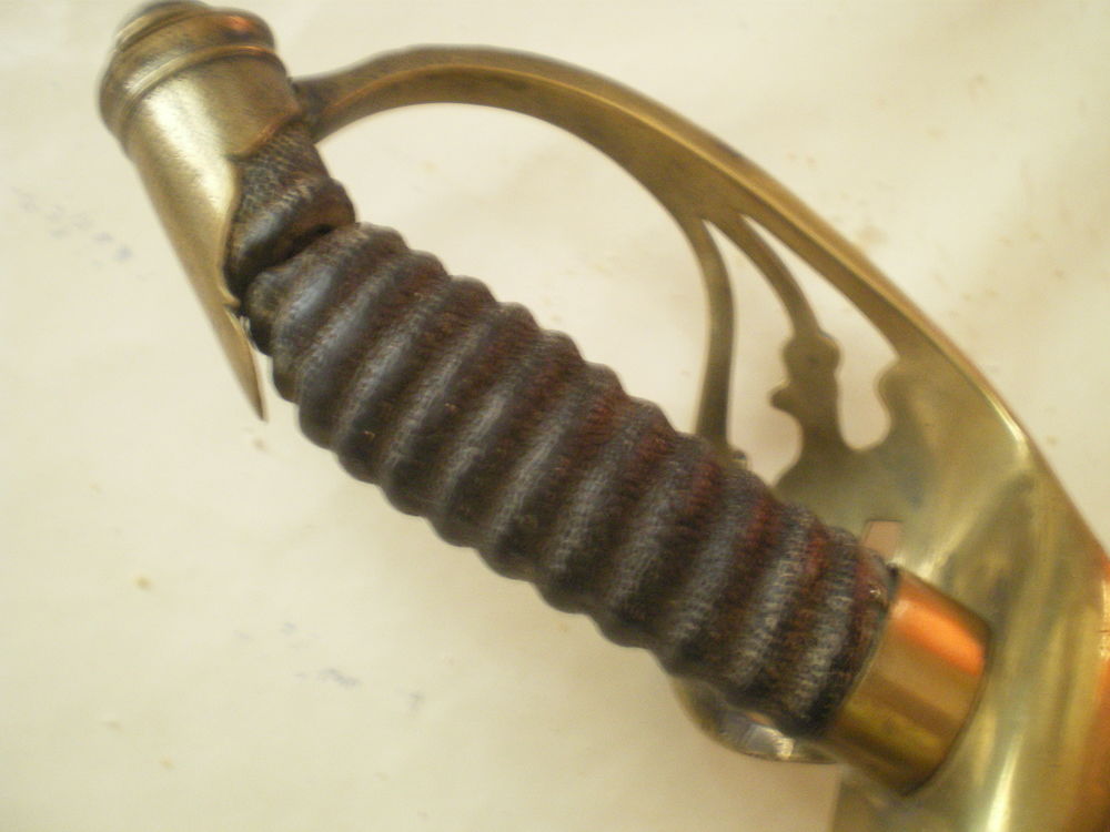 Sabre allemand mod&egrave;le 1889. 