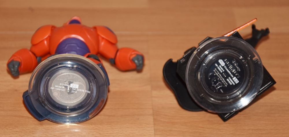 Lot de 2 figurines Disney Infinity: Dark Vador et Baymax. Consoles et jeux vidéos