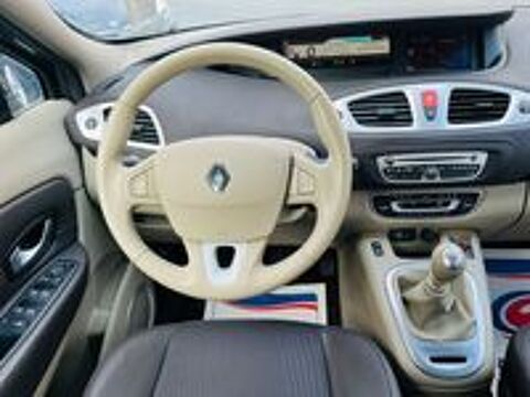 Sc&eacute;nic III Scenic III dCi 130 FAP Privil&egrave;ge Euro 5 2009 occasion 78800 Houilles