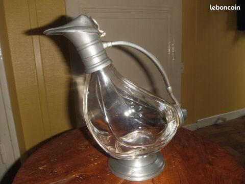 Carafe  vin  dcanter en Christal NF Etain. Etat Neuf
35 Mcon (71)