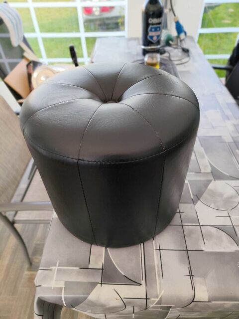 pouf d appoint 27 Givet (08)