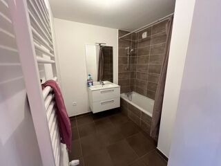  Appartement � vendre 4 pi�ces 79 m�