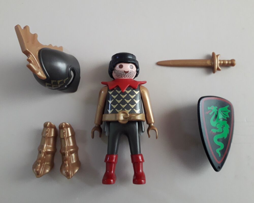 PLAYMOBIL 7670 : chevalier du dragon vert Jeux / jouets