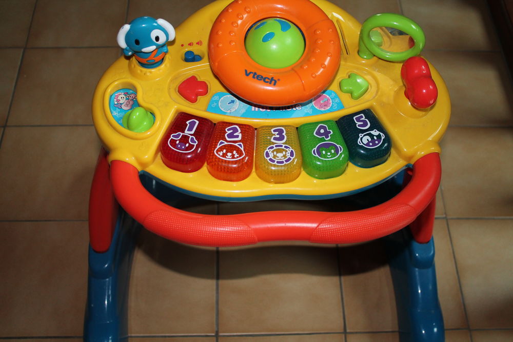 Trot'Pilote marque VTECH 9mois/ 3ans Jeux / jouets