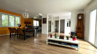  Maison à vendre 6 pièces 227 m²