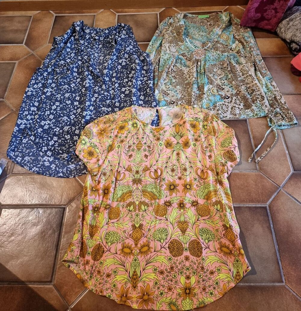 Lot de 2 d&eacute;bardeurs + 1 t-shirt manche longue multicolores Vêtements