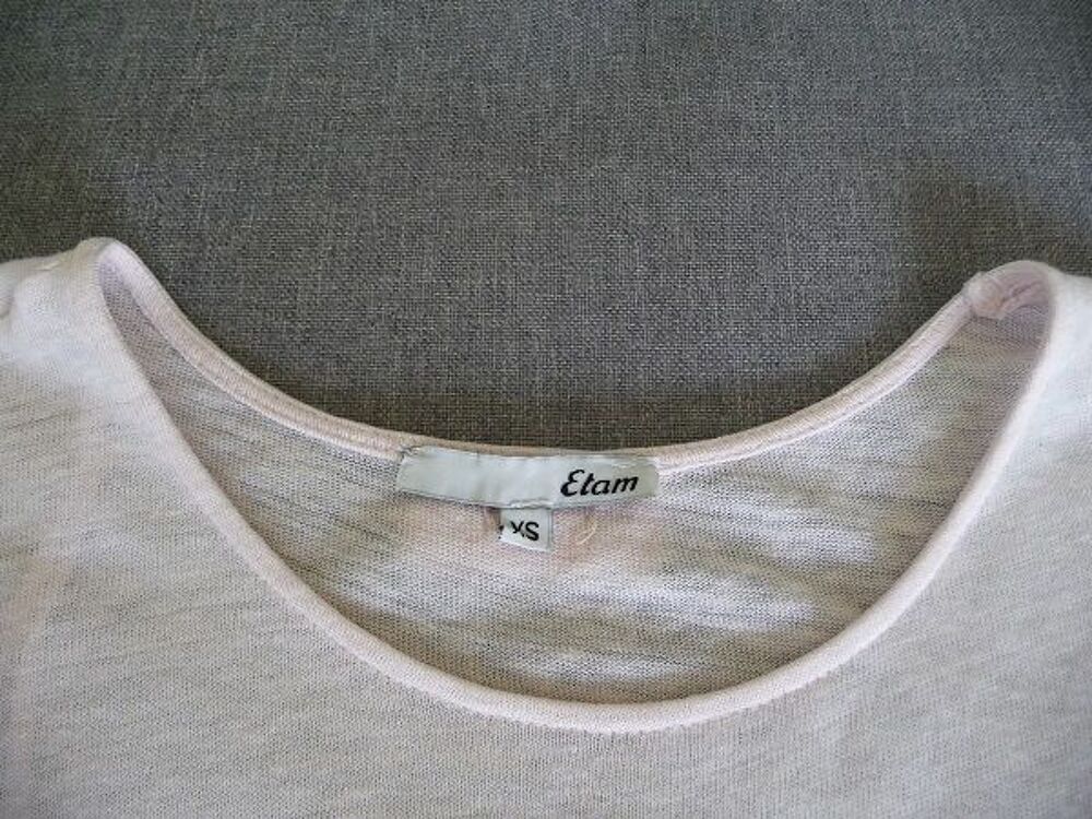 Tee-shirt rose clair avec n?uds au dos 34-36 marque ETAM Vêtements