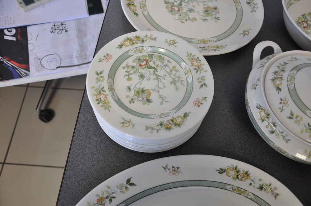 Service vaisselle Royal Doulton Cuisine
