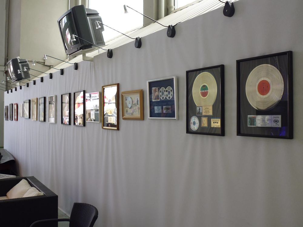 Disques or et platine 