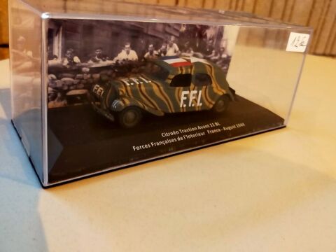 Citro�n Traction Avant F.F.I. 11BL
12 Mirecourt (88)