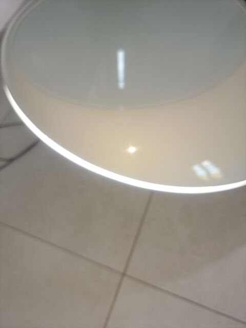 Table basse avec lumire Led incorpore design blanche 120 Peillon (06)