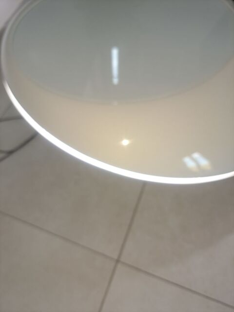 Table basse avec lumire Led incorpore design blanche  120 Peillon (06)