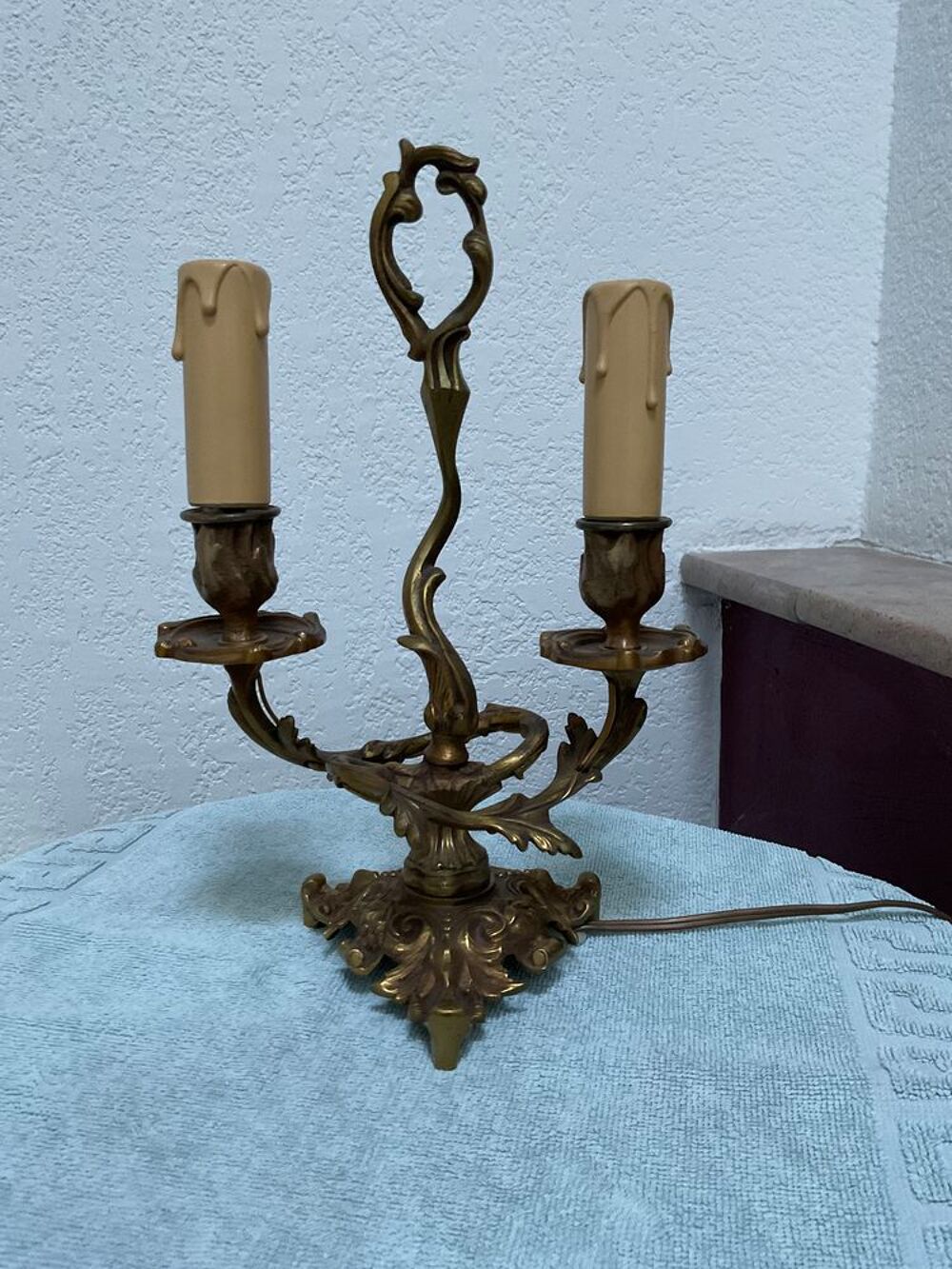 Lot de deux chandeliers en bronze massif Meubles
