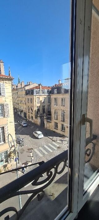  Appartement  louer 4 pices 97 m