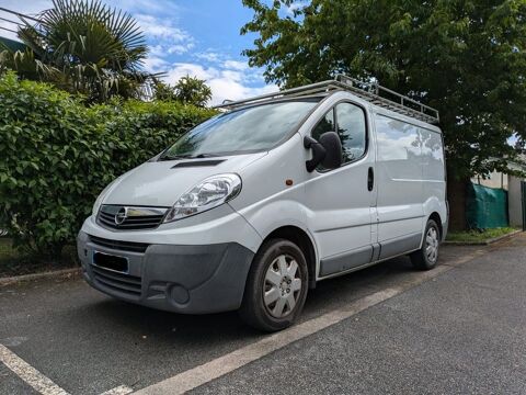 Opel Vivaro VIVARO FGN F2700 L1H1 2.0 FAP CDTI 115 CH 2013 occasion Pont-P&eacute;an 35131