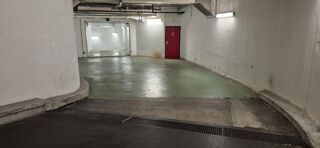  Parking / Garage � vendre 15 m� Paris