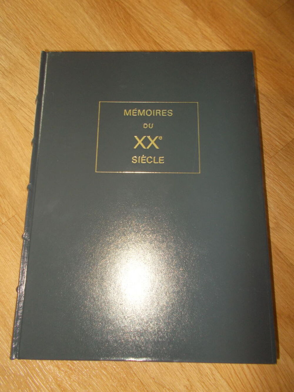 10 encyclop&eacute;dies du XXe si&egrave;cle Livres et BD